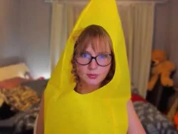 Freechat klementinagirl on Chaturbate