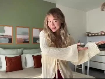 Group kristyspiritedaway on Chaturbate