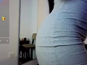 leah_evans3 — GOAL: TAKE OFF YOUR CLOTHES [149 tokens remaining] Welcome to my room! USE MY TIP MENU AND LET'S ENJOY TOGETHER #new #bigboobs #muscle #bigass #latina