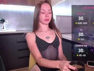 Freechat lekfullkatten on Chaturbate