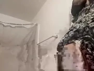 Away lilbratty_clouds_ogpuffdragon on Chaturbate