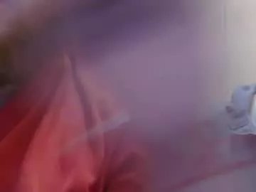 Away lilbratty_clouds_ogpuffdragon on Chaturbate