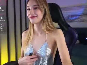 Freechat lilcatalia on Chaturbate