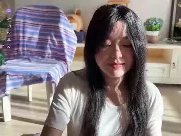 liunana on Chaturbate