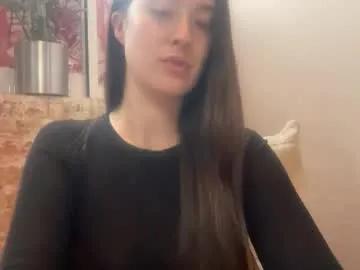 Freechat loladom on Chaturbate