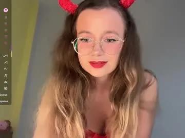 Freechat lolatheangel on Chaturbate