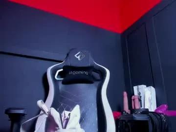 Freechat lovely_chloe19 on Chaturbate