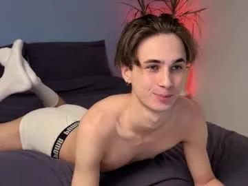 Freechat lucacharm on Chaturbate