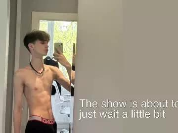 Freechat lucacharm on Chaturbate