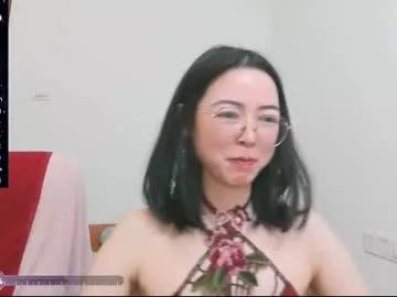 Freechat luckrose on Chaturbate