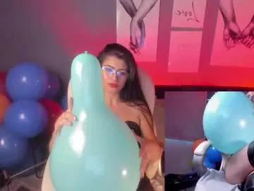 lunaa_lynch — GOAL: ride big balloon  [120 tokens remaining] Let's play with all your cum in my mouth #Anal #squirt #fuckmachine #feet #balloons