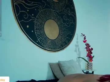 Freechat lunamistyc on Chaturbate