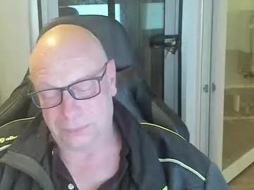 Freechat machinegun3dx on Chaturbate