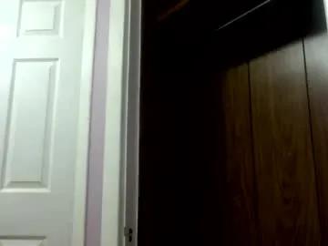 Freechat madelinevalentine on Chaturbate