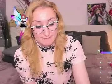 Freechat madissonkiss on Chaturbate