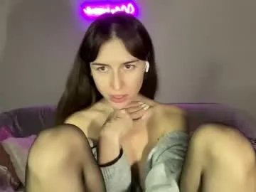 Freechat maroonaaa on Chaturbate