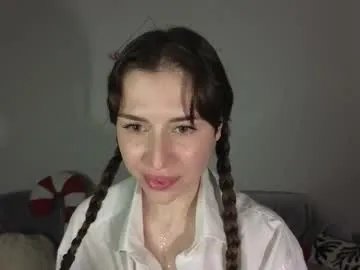 Freechat maroonaaa on Chaturbate