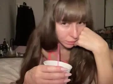 Freechat maroonaaa on Chaturbate