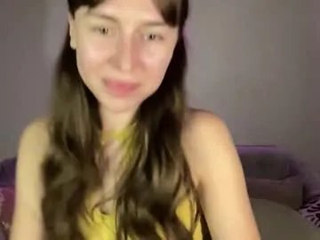 Freechat maroonaaa on Chaturbate