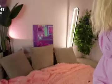 Freechat mast1ka on Chaturbate