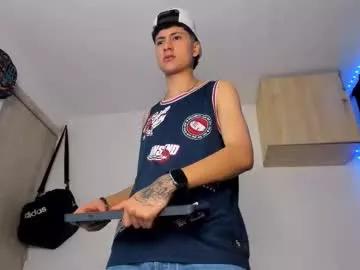 Private mateo_escobar on Chaturbate