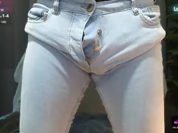 Freechat meaty_roll on Chaturbate