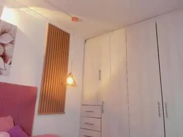 Group mia_nevaeh on Chaturbate