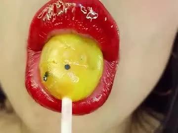 Private mia_roux13 on Chaturbate