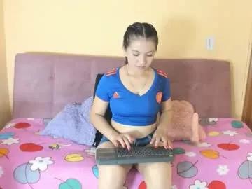 Freechat mia_wetts on Chaturbate