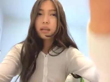 Away michalkandoll on Chaturbate