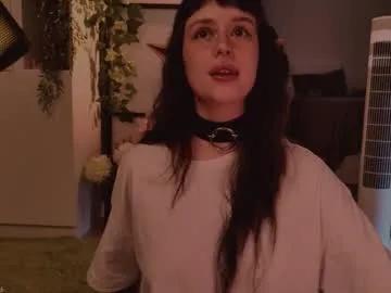 Freechat mika_moon_ on Chaturbate