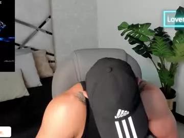 Freechat mike_belle on Chaturbate