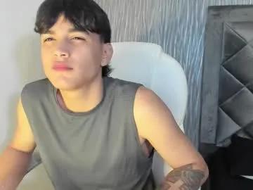 Freechat mike_harper_ on Chaturbate