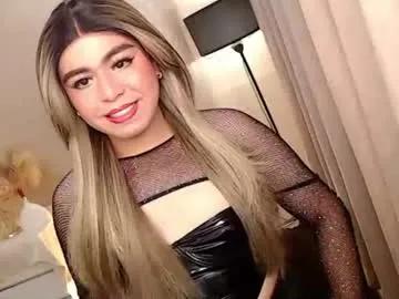 Freechat mikha_sensual on Chaturbate