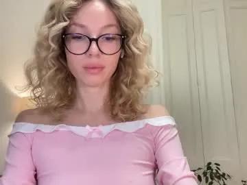 Freechat milayah on Chaturbate
