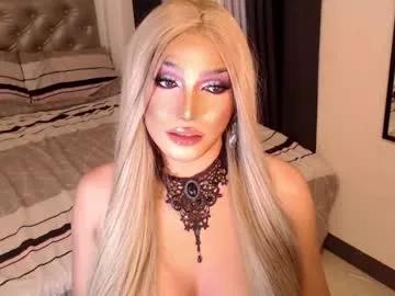 Freechat mistressemeraldxx on Chaturbate