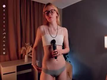 Freechat moirebroady on Chaturbate