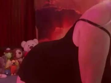 Freechat monicutex on Chaturbate