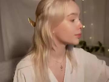 Group mother__of__dragons on Chaturbate