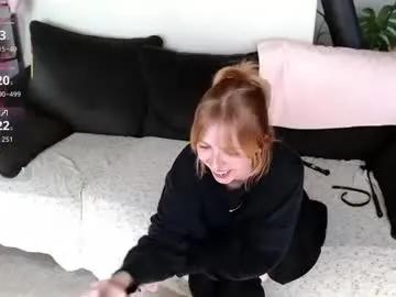 Freechat mousiegirl on Chaturbate