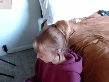 Freechat mousiegirl on Chaturbate