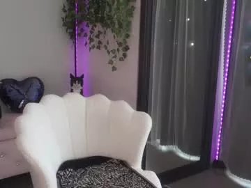 Freechat mysticxkitty on Chaturbate