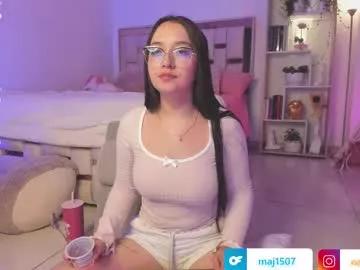 Freechat nathaly_star04 on Chaturbate
