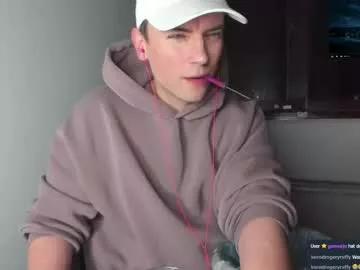 Freechat nicoslowmoo on Chaturbate