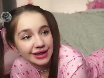 Freechat now_you_know on Chaturbate