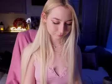 Freechat owlluree on Chaturbate