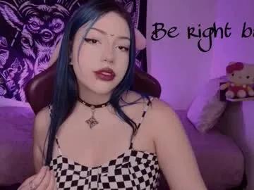 Freechat revenmiller_ on Chaturbate