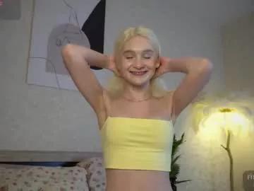 Freechat risingdawnn on Chaturbate