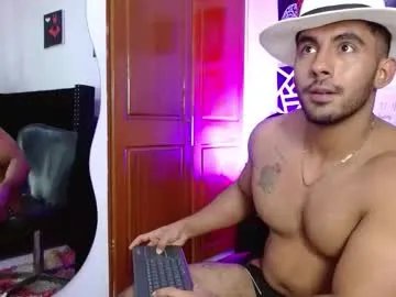 Away romanpearce_ on Chaturbate