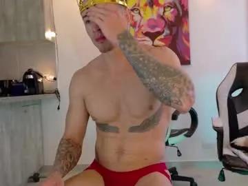 Freechat ryann_blue_ on Chaturbate